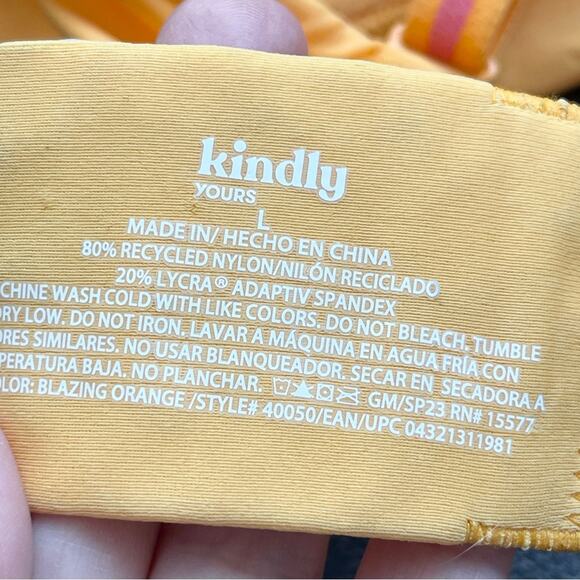 Kindly Crossover Wire Free Bra Women's size L Orange - Picture 6 of 7